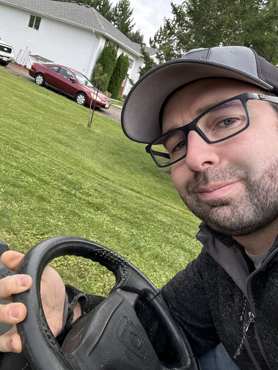 warriorbahamut's tweet photo. When you want to just go on BO6 and stream on kick…. Someone has to do the grass fml!
#yard #yardwork #grass #cloudy #whereismybeer #KickStreamer https://t.co/Ba1eick0Ec
