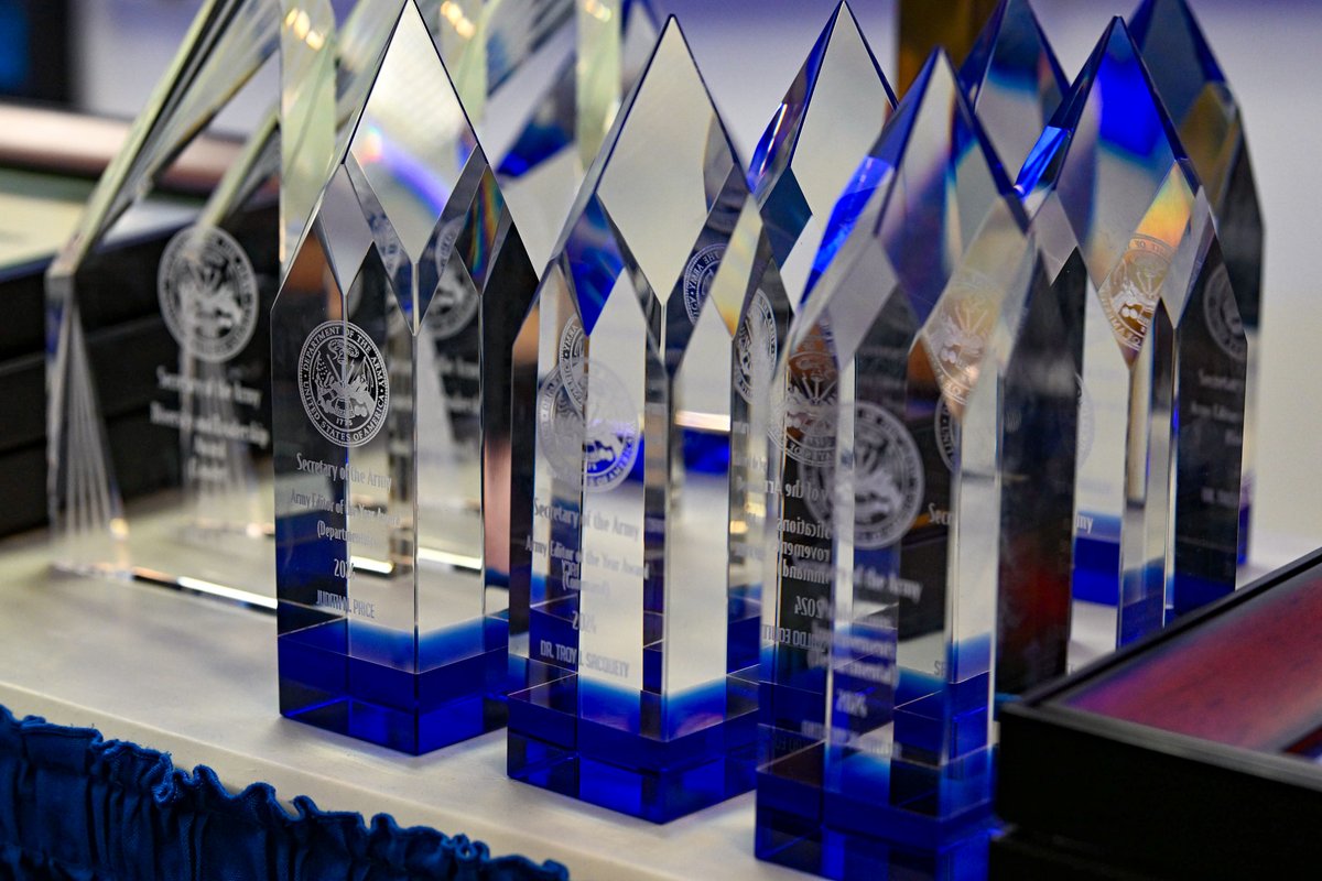 Congratulations to Judi Price on winning the prestigious Secretary of the Army Award for Editor of the Year (Departmental)!

We're honored to have you as part of our team and can't wait to see your future accomplishments! #EditorOfTheYear #SecretaryOfTheArmyAward #ArmyExcellence