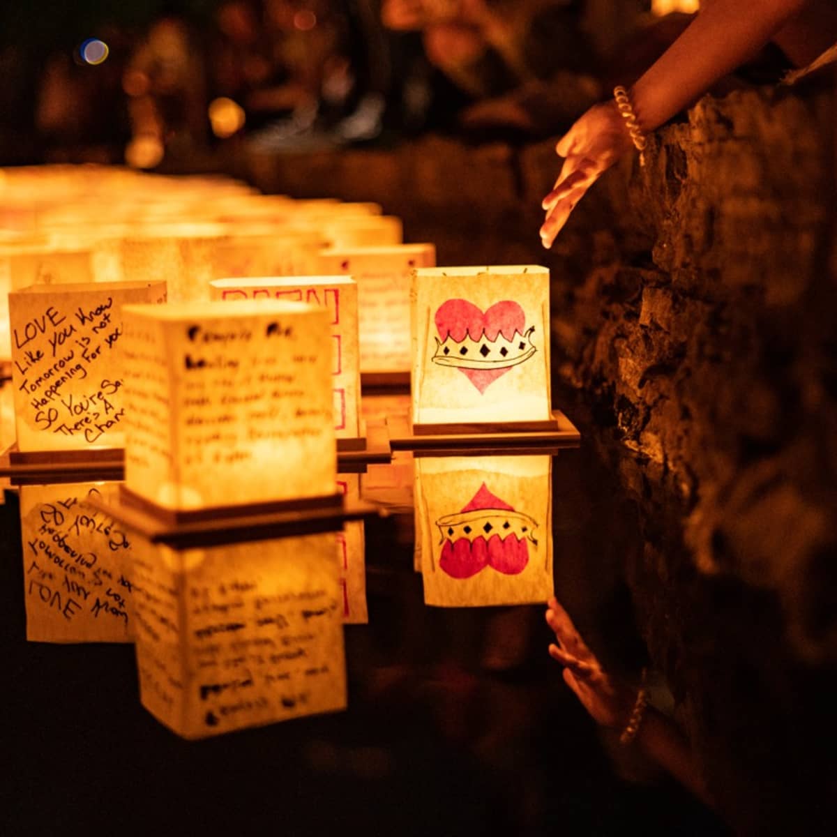 BLM-SPI was looking for a way to incorporate the release of #WaterLanterns into an opportunity for community healing &amp; it's coming together later this month! Join us for the 3rd #CommunityHealing Circle on Sunday, Sept 29th @ 6.

Register Here: forms.gle/peB455MQW1izCy…