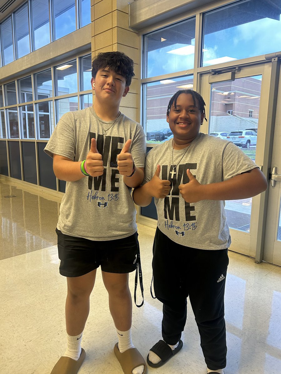 Everyone SLAAAYED in their outfits yesterday! 
See ya at the game tonight
7 pm @ The Woodshed

🏈No backpacks
🏈Wear your IDs