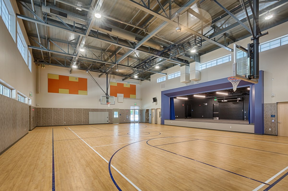 XL Construction tweet media