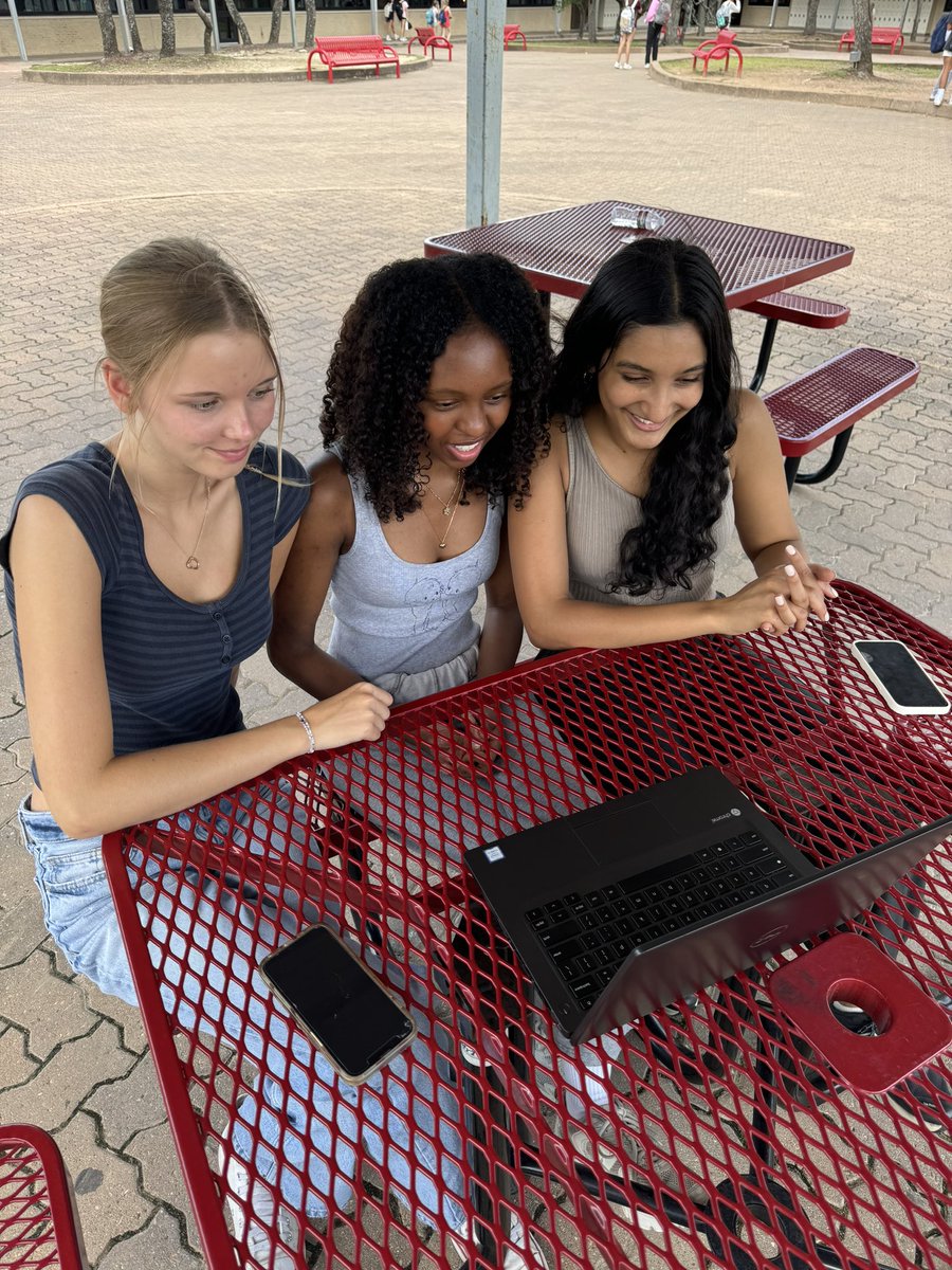 Community Service Project “Kitchen of Hopes” FaceTime call with contact in Zambia today! Project planning phase!  <a href="/SkillsUSA/">SkillsUSA</a> <a href="/SkillsUSATX/">SkillsUSA Texas</a> <a href="/ltisdschools/">ltisdschools</a> <a href="/LakeTravisHS/">LT High School</a> <a href="/LTISDcte/">LTISDcte</a>