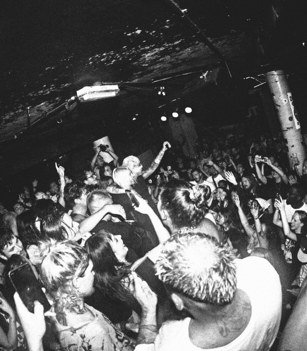 kidbrunswick's tweet photo. so grateful to have had the best fans in the world with me on this journey the past 4 years. through all my ups and downs you guys have been there and i feel so happy that my music has been there for you guys. this is not the end, this is just the next chapter. i love you all https://t.co/bUojdL2fCj
