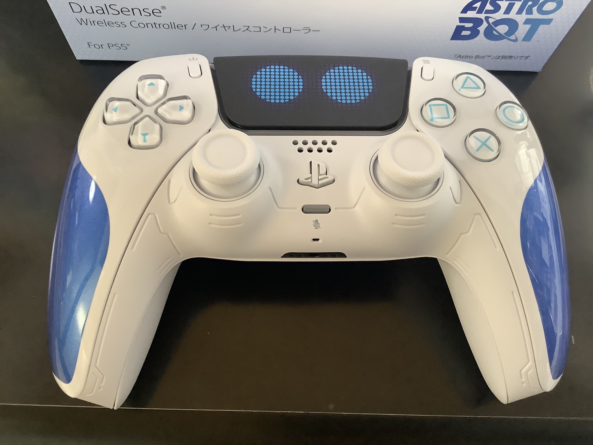 PlayStation デュアルセンスワイヤレスコントローラーASTROBOT