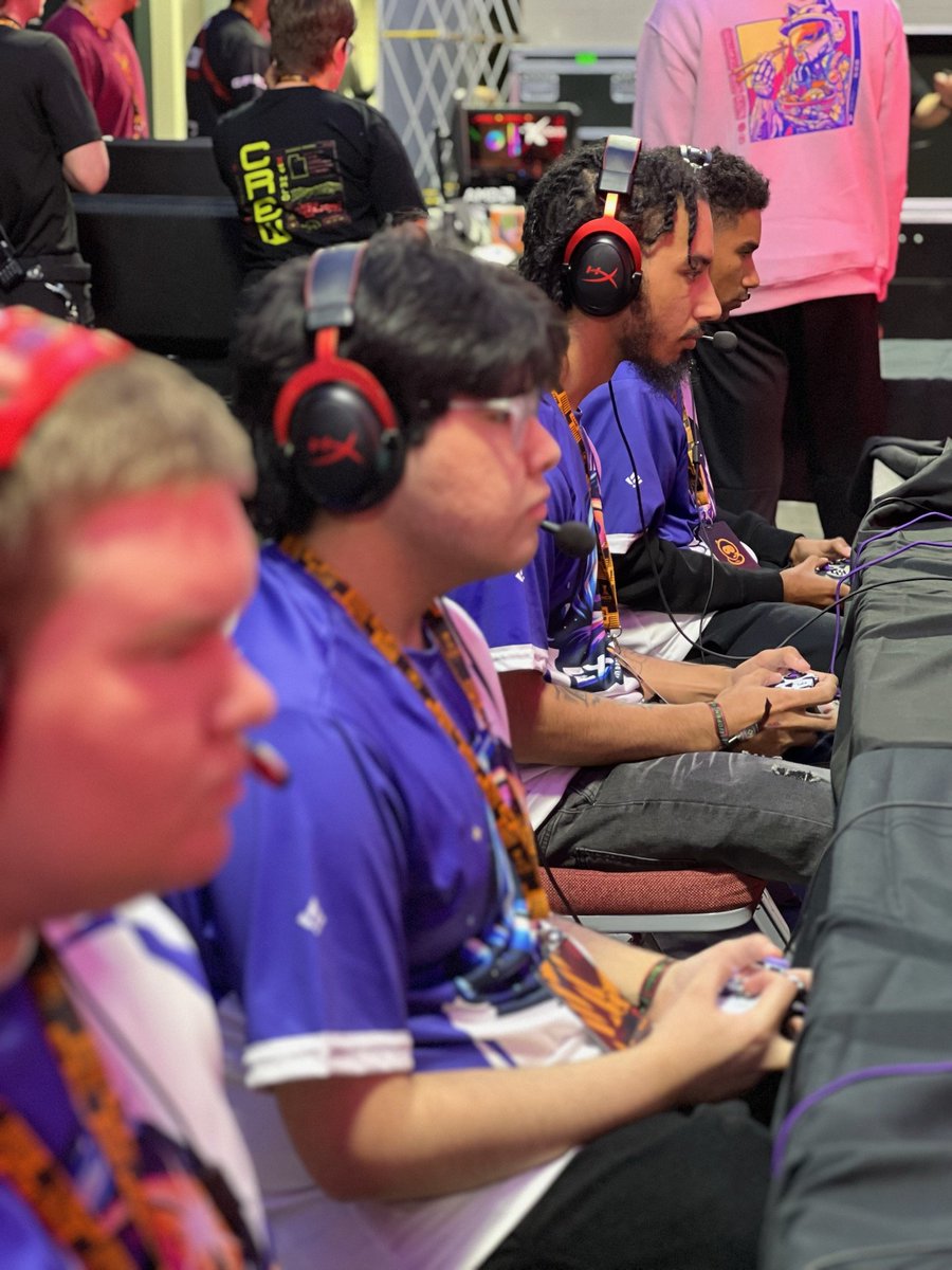 Eclipse_HCS's tweet image. Up Next: 
Winners Quarter Finals 

Exlipse : Solar vs @CintaNegraGC EU

#HCSSLC24 #StepIntoTheLight #HCS #Halo