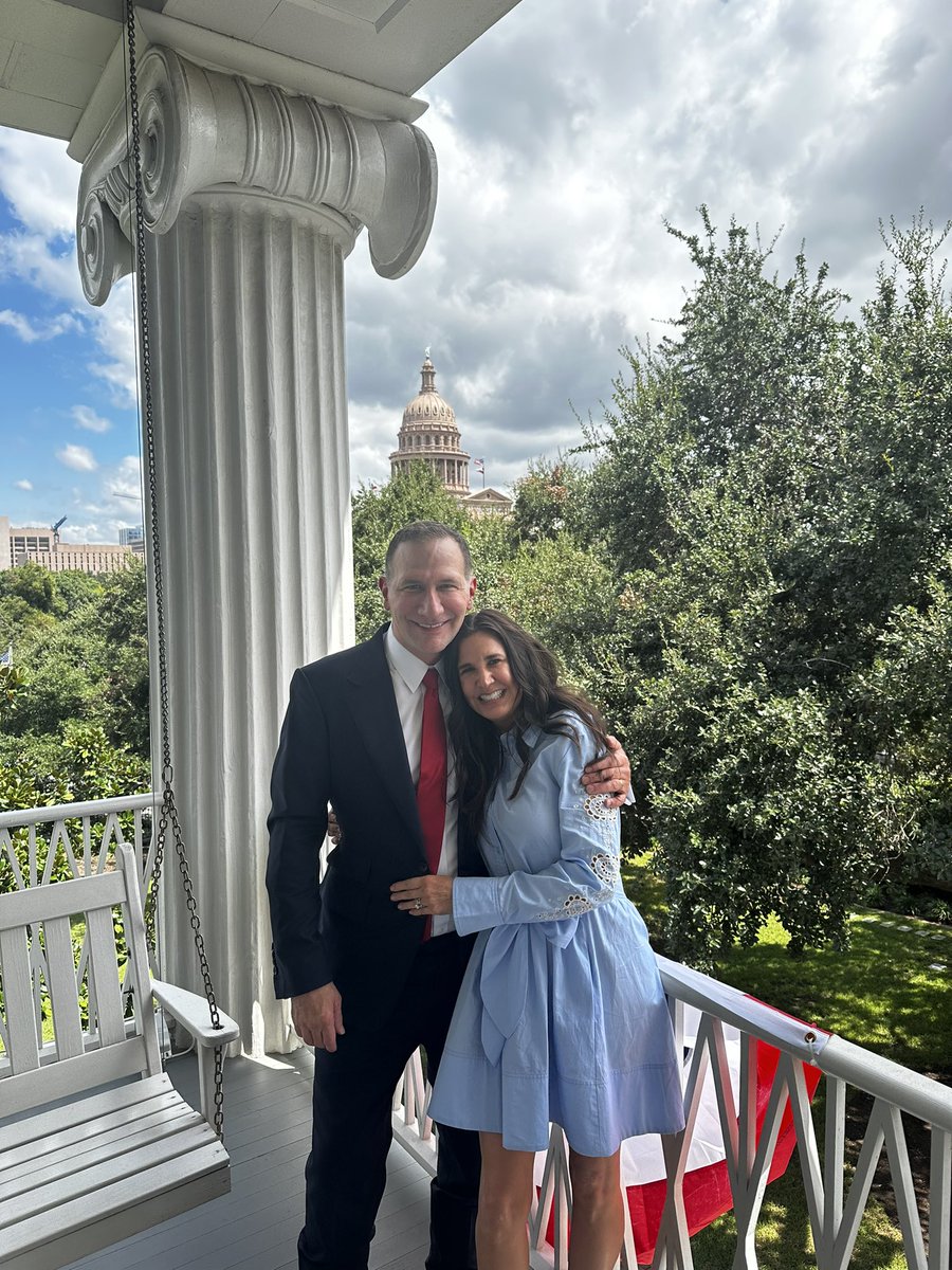 Today, I was sworn in as the Governor for a Day, a time-honored tradition recognizing the President Pro Tempore of the Texas Senate.

I am grateful for the opportunity to honor and raise $400,000 for H.E.A.R.T.S. Veterans Museum of Texas, Scotty’s House, Williamson County