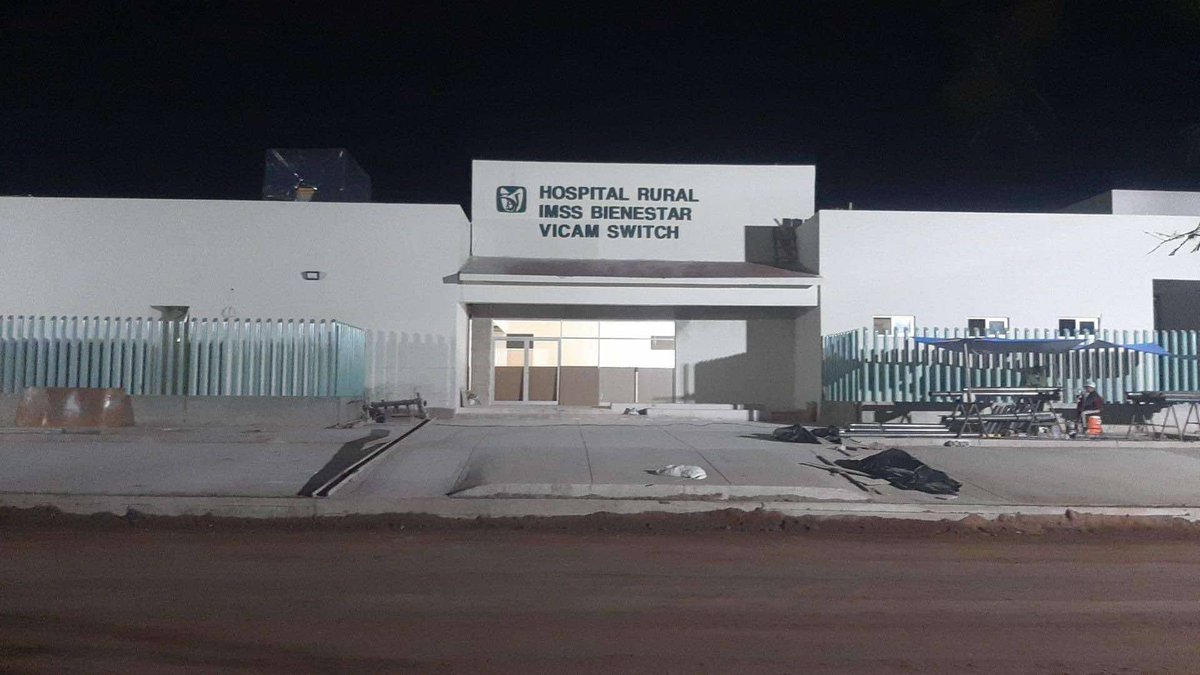 JudBustamante's tweet photo. #Vícam #Sonora
Así va quedando la oportunidad de contar con servicios de salud gratuitos en una comunidad que durante mucho tiempo estuvo olvidada. Este sueño representa el compromiso que @lopezobrador_ realizó con la comunidad y la gestión de nuestro gober,  @AlfonsoDurazo https://t.co/CDbkZip4NI