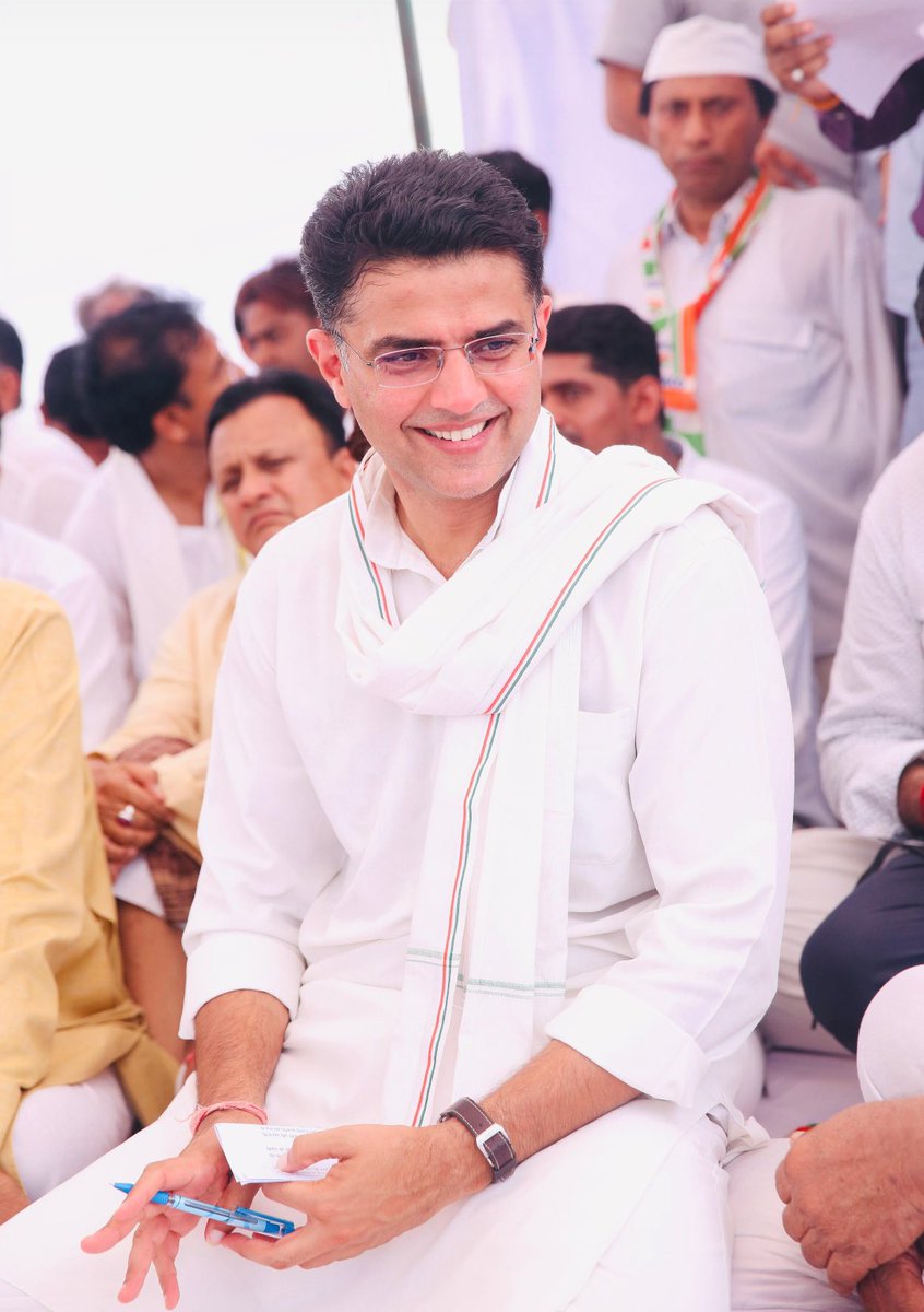 VIKASHPOSWAL22's tweet photo. किसान,मजदूर, गरीबों की आवाज श्री सचिन पायलट जी को जन्मदिवस की हार्दिक शुभकामनाएं💐💐🎂
@SachinPilot https://t.co/n7JZMQQm63