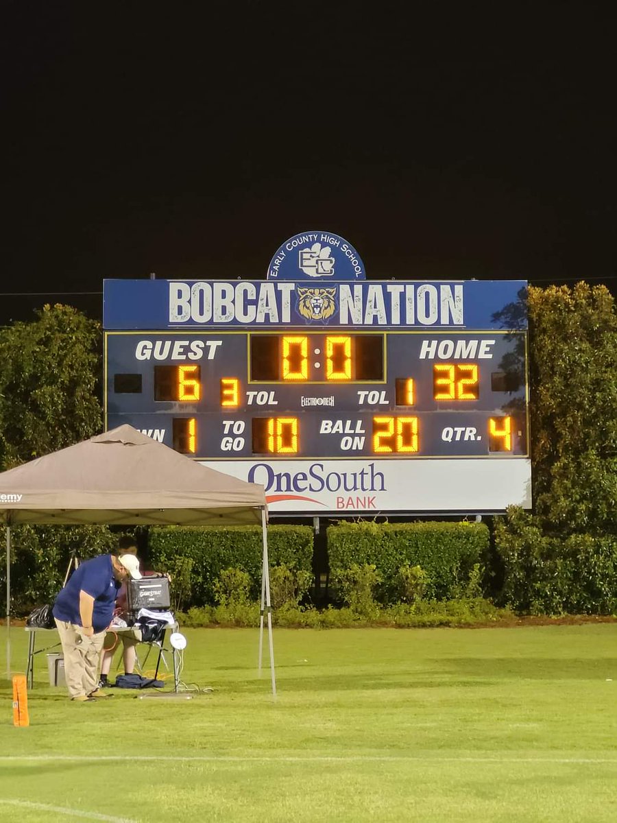 storey608's tweet photo. Bobcats Win! Great job Cats! https://t.co/f4kCsW9WkA