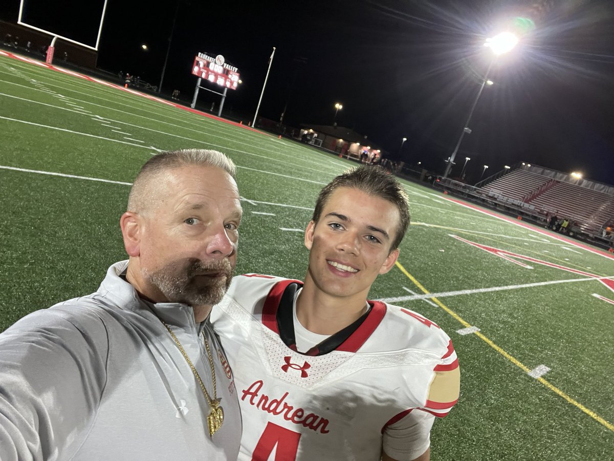 Coach John G. Maurek (@dacoachmohuddle) on Twitter photo Time for the #VictorySelfie
First Varsity win for the QB. <a href="/brady_elish/">Brady Elish</a>
#TraditionNeverGraduates Time for the #VictorySelfie
First Varsity win for the QB. <a href="/brady_elish/">Brady Elish</a>
#TraditionNeverGraduates