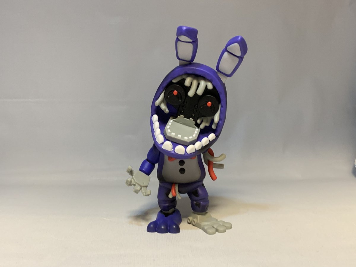 Amazon.com: Youtooz FNAF Bonnie Flocked 4.8' Vinyl Figure