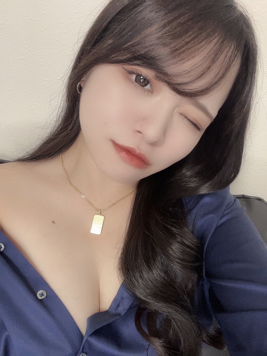 mok_kyu_n's tweet image. これは不意に撮れたｴｯﾃｨな自撮り