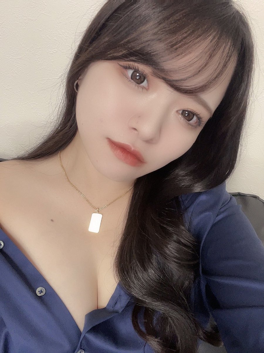 mok_kyu_n's tweet image. これは不意に撮れたｴｯﾃｨな自撮り