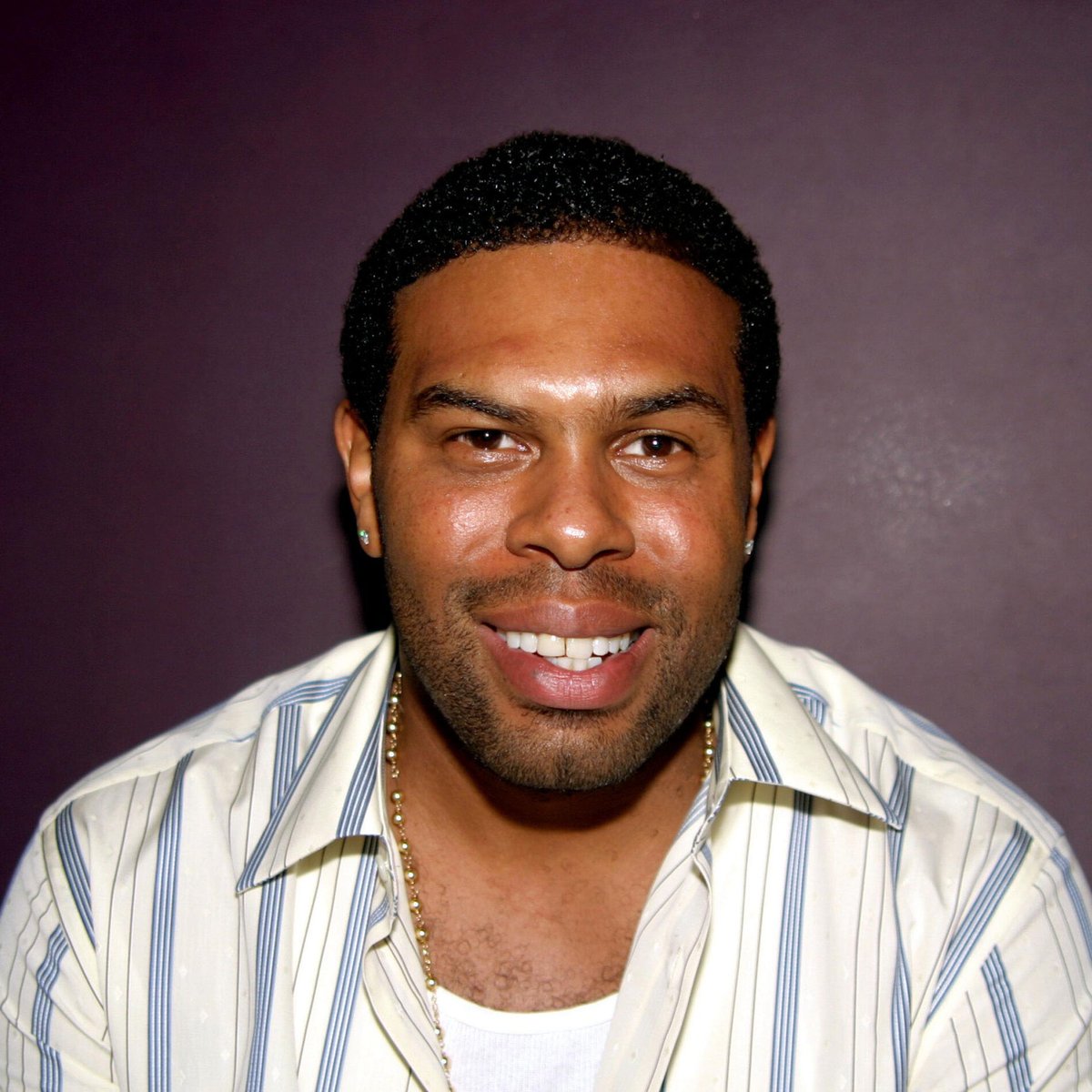 DukeMari91's tweet photo. Damn @parksmusic im surprised you didn't catch this.

Is Ish related to C.L. Smooth? Lmao https://t.co/nmGC4mEYhH