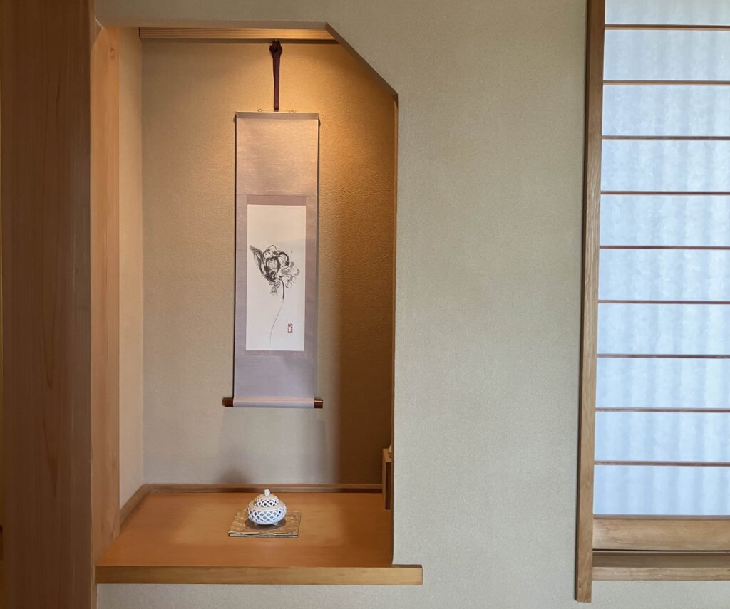 HINATA_NFT's tweet photo. あなたのためだけに制作する、季節の『わら筆Drawing』 https://t.co/ewKbxNRBsJ   

わら筆アート作家のYUKARIUMが贈る、オーダーメイドのNFT証明書付き『わら筆Drawing』の受注をHINATAにて開始いたしました✨ 

#NFT #HINATA #わら筆 https://t.co/ESGgJ9FCMb