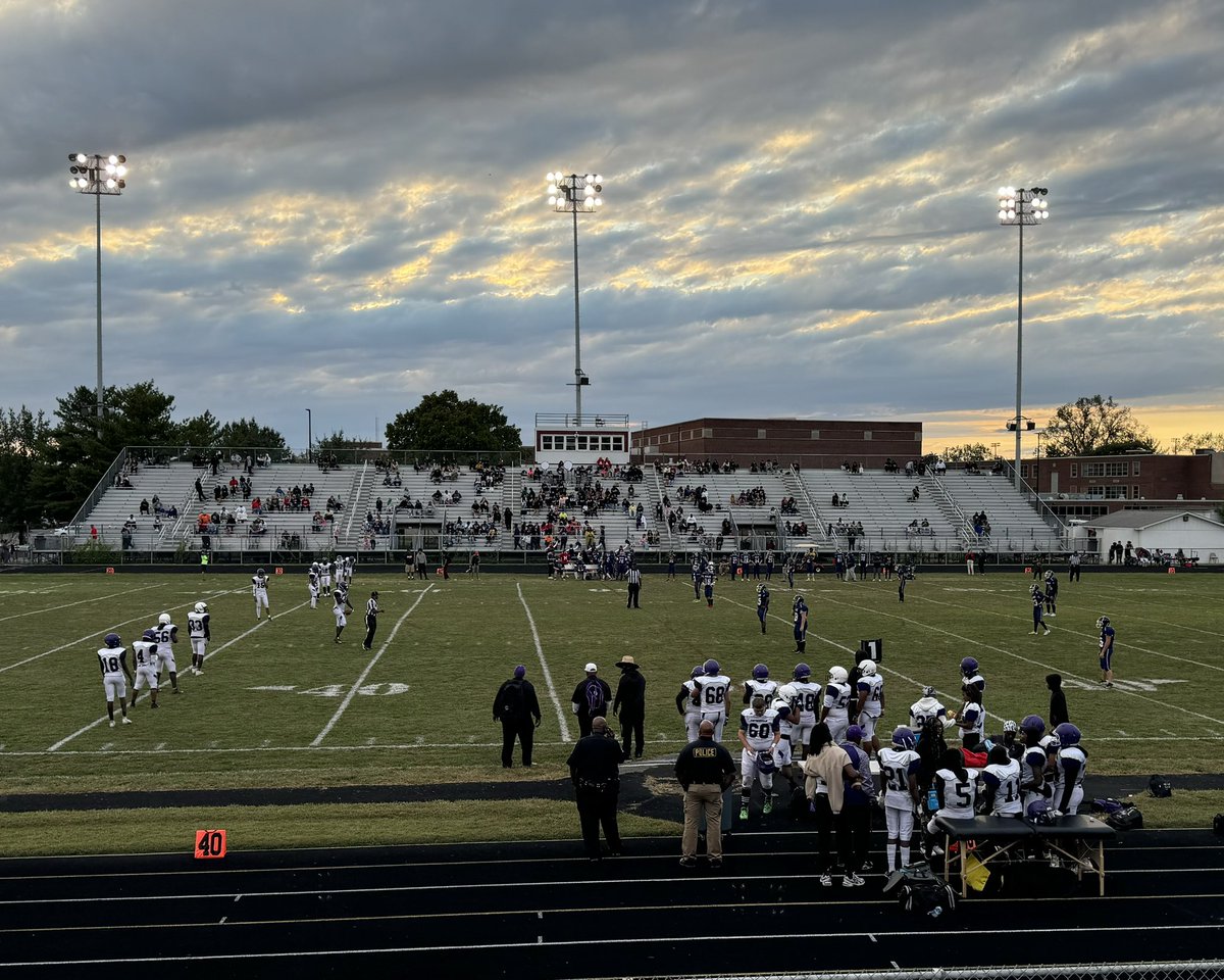 BigVoice22's tweet image. Looks like a great day to win a football @GWContinentals v Manual Christel House Dors.