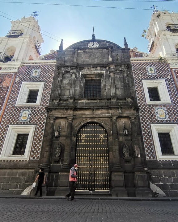 JACHPuebla's tweet photo. #SabíasQue En Puebla existen 14 barrios que formaron y dieron identidad a la ciudad que conocemos hoy. ¿Los conoces? 

1. El Carmen
2. Analco
3. Santiago
4. El Alto
5. La Luz
6. Los Remedios
7. Xonaca
8. Xanenetla
9. San Antonio
10. San Pablo de los Frailes
11. El Refugio
12. Santa Anita
13. San Miguelito
14. San Sebastián