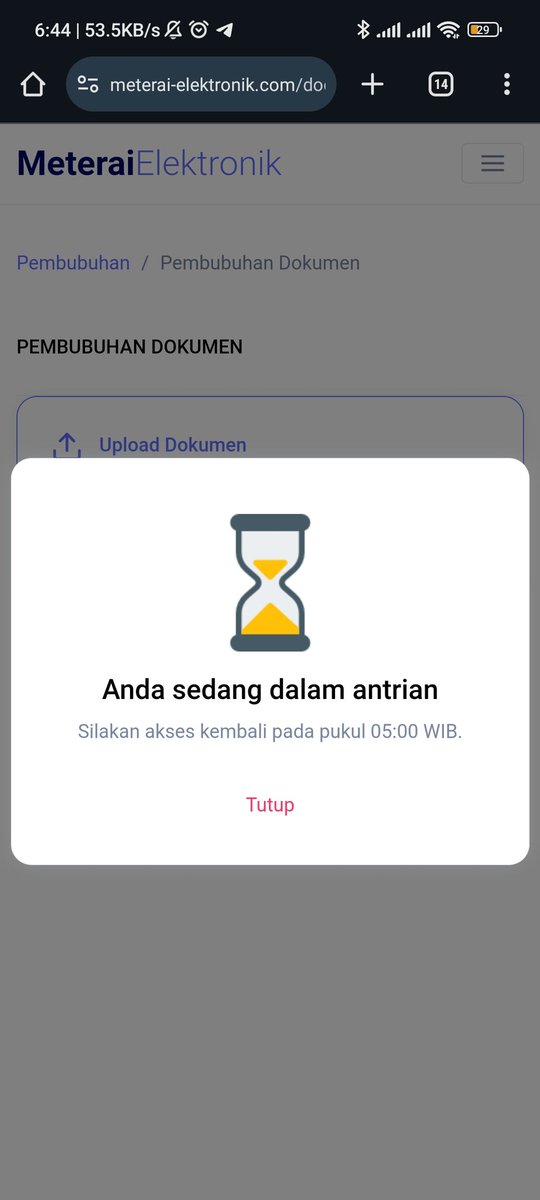 nrizkywd's tweet photo. Udah lewat jam antriannya pun tetep tak bisa https://t.co/5uInnIeGe8