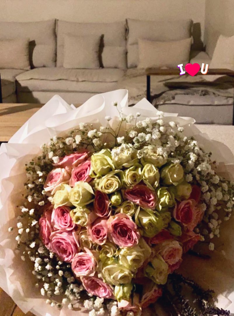 lxxie0's tweet image. أنت في هالدنيا 
نظر عيني
 مُنايَ 
و مَطمعي
💗🌷