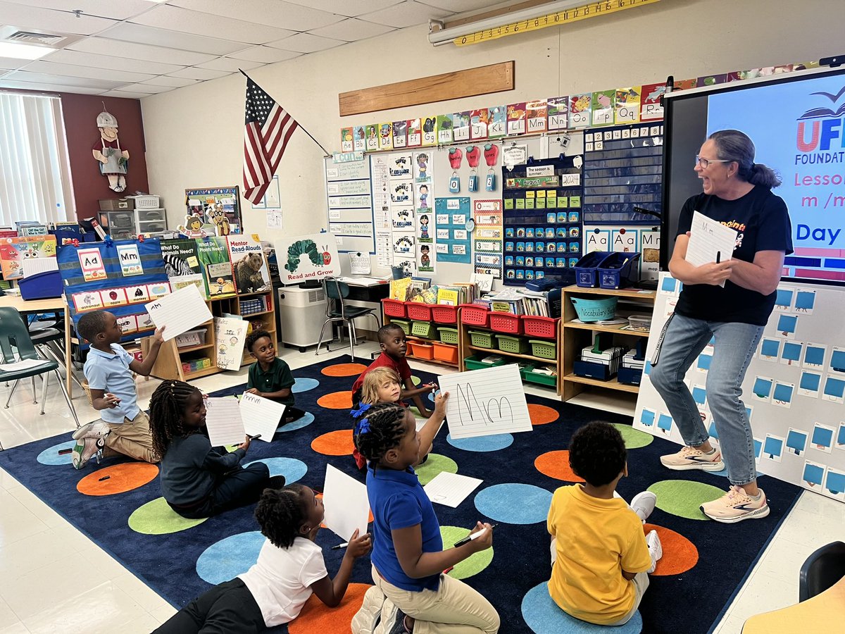 LeadingVictory's tweet image. Incredible PD on #UFLI w/@HollyLanePhD at our 1st leadership summit! So excited to see the impact of implementing @UFLiteracy across grade levels. This is what 2 weeks of implementing w/fidelity looks like in kindergarten @CrosspointeES