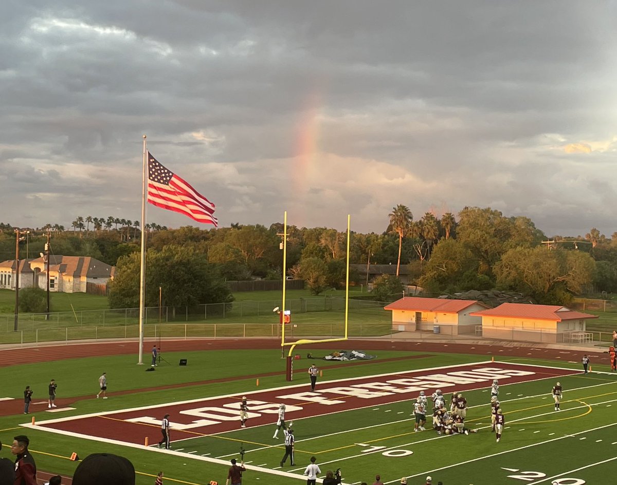 Gonzalo Salazar (@gsalazarlfcisd) on Twitter photo It is a beautiful night for football in Los Fresnos.  Go Falcons! It is a beautiful night for football in Los Fresnos.  Go Falcons!