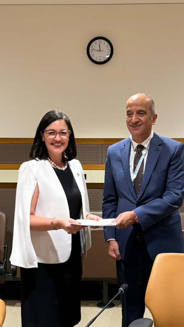 EgyptPRNewYork's tweet image. I had the pleasure of handing over the chairmanship of the #UNGA #FifthCommittee this morning to my dear friend H.E. @EgriseldaL, the PR of @ElSalvadorONU, who will preside over the Committee during #UNGA79.

I am confident that, together with the incoming bureau, the 79th…