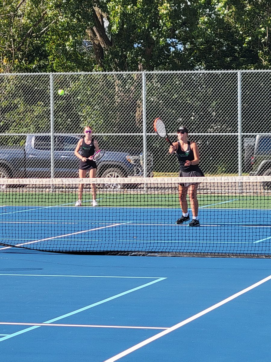EGF_Tennis's tweet photo. Picked up a nice 4-3 win over Crosby-Ironton! Singles battled and doubles played great. Big day tomorrow at the Moose Tourney in Brainerd! #EGFpride #RollWave https://t.co/Hg7XdnbUEe