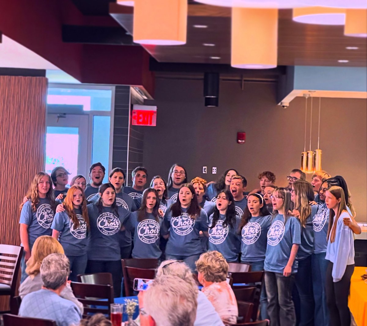 Our Blue Blazers choir was invited to sing the GEHS Fight Song and Alma Mater for the “Hall of Fame” Luncheon for the  USD231 foundation. Fun to celebrate these students, honorees, and our school! #goyaychoir <a href="/gardneredgerton/">Gardner Edgerton USD 231</a> @gehsactivities