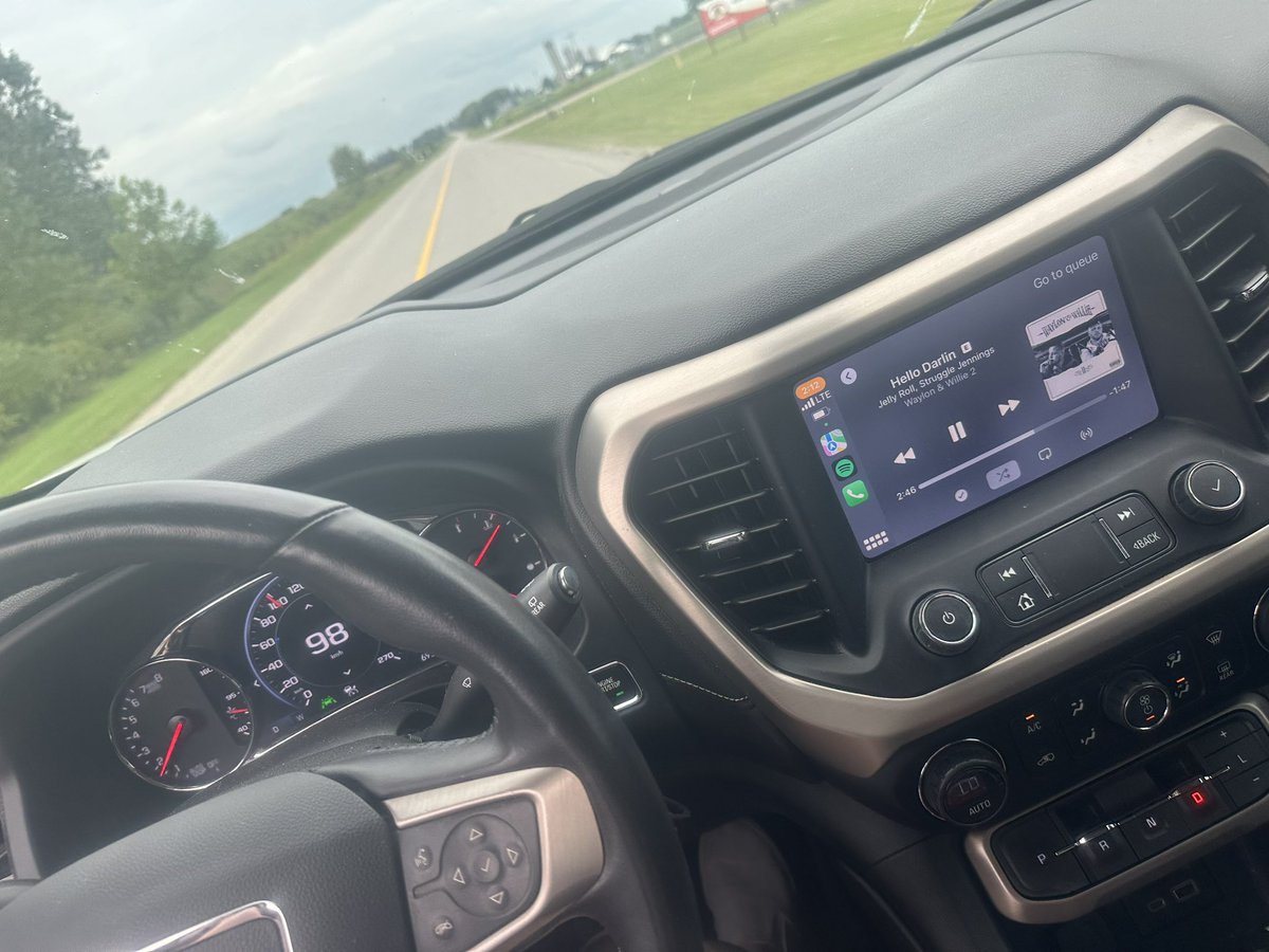 SnapOnToMe's tweet image. Guess who got her licence back 😍🫶