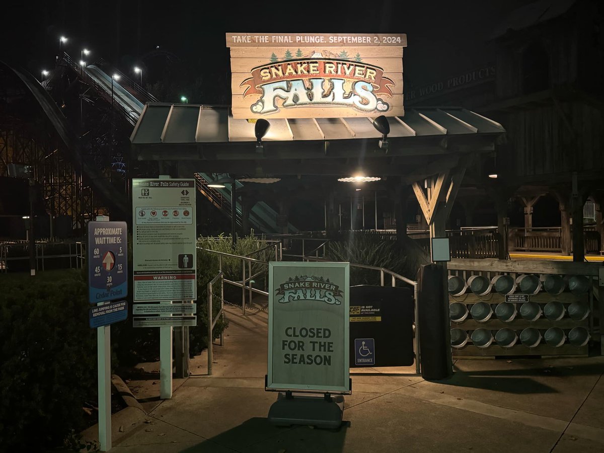IOTP2008's tweet photo. Snake River Falls update: The ride has splashed its way out of Cedar Point. The boats have been removed from the ride. https://t.co/s3Gz90zluH