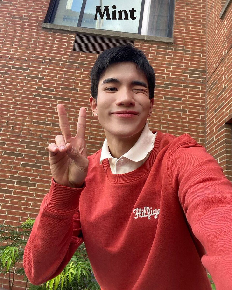 FourthOfficiall's tweet photo. IG Post Update [07092024] : mintmag_th

น้องคนนี้สดใสกว่าท้องฟ้าที่นิวยอร์กอีกกกกกกก 😚🤍

GEMFOT ENJOY NYC 
#TommyHilfiger #TommyFamily @TommyHilfiger
#Fourthnattawat @tawattannn https://t.co/gwQfrmnCs6