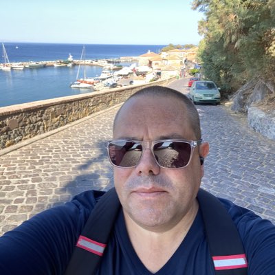 MozzaWolves_ tweet media