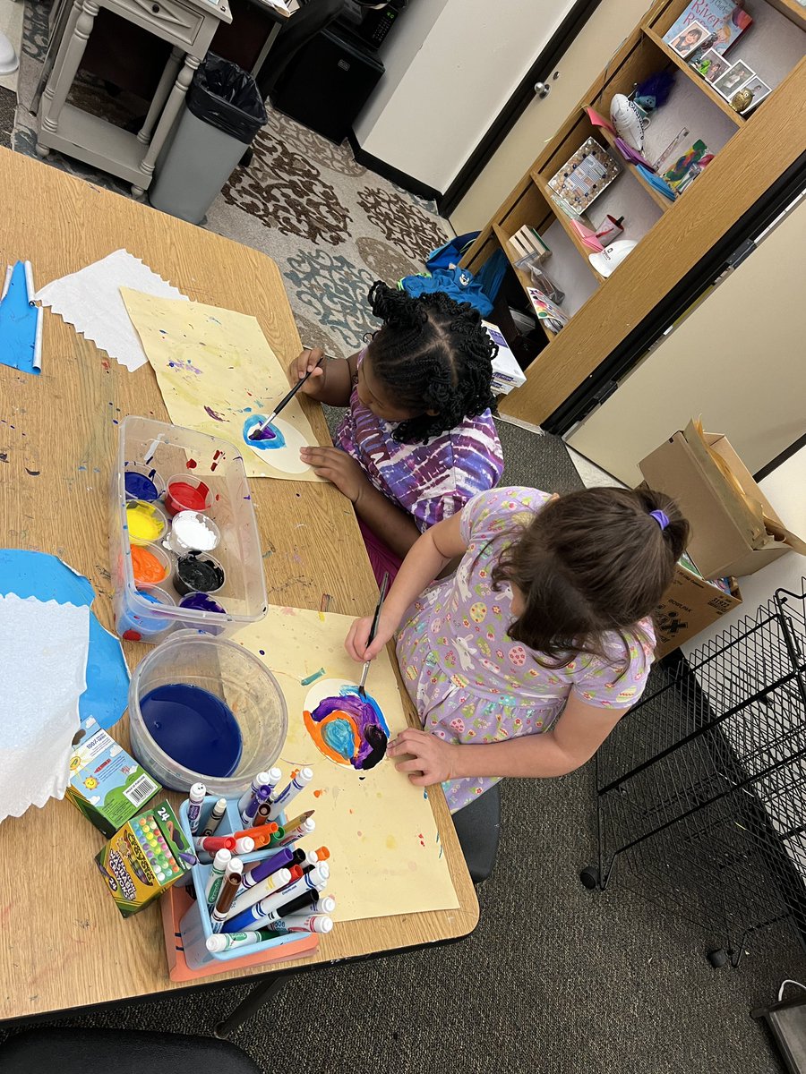 Oaks Owls worked so well on creating their own dots for our upcoming Dot Day Celebration! All of their dots turned out to be very unique and creative!🦉🎨 <a href="/HumbleISD_OE/">Oaks Elementary</a>