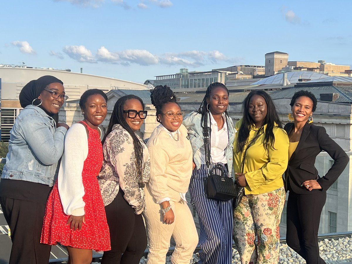 Had a great time celebrating literacy with experts, philanthropists, council, colleagues, and friends! Proud to be part of this community effort. Thanks <a href="/DCSBOE/">DC State Board of Ed</a> &amp; <a href="/AllisterSBOE/">Allister Chang</a> for the invite and hosting! #LiteracyLiberates #ChallengeTheStatusQuo 📚✊🏾