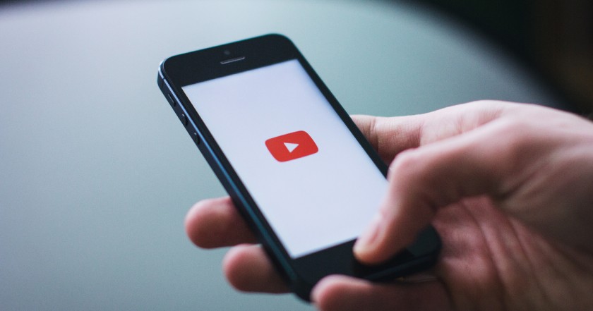 ReindeerSoft_IT's tweet image. 📣 Exciting News from YouTube! 🌟

YouTube Introduces New Parental Controls for Teen Accounts🔒📲

👉Get enhanced tools to keep your teens&apos; content safe and tailored.

Check out what&apos;s new: 🔗tinyurl.com/mpr5bx2m

#YouTube #parenting #SafeViewing #TechNews #socialmedia
