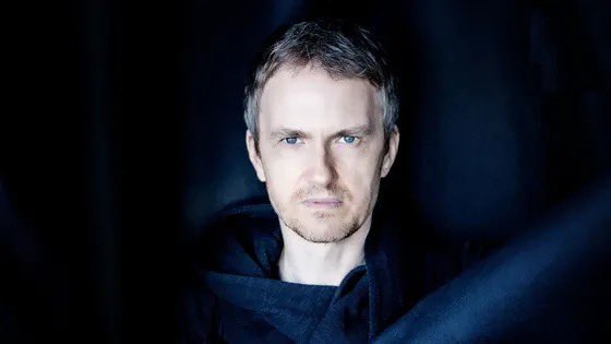[🎹🧭] Alexandre Tharaud nous entraîne dans une escapade musicale à la rencontre de toutes celles et ceux qui peuplent ses rêves : Maurice Ravel, Frédéric Chopin, Jean Wiener et d'autres encore…
L'Échappée belle avec Alexandre Tharaud via <a href="/francemusique/">France Musique</a> radiofrance.fr/francemusique/…