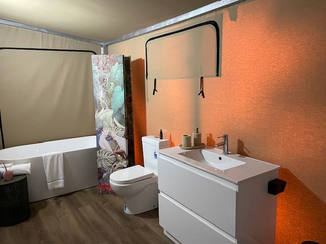 TravelExpo's tweet photo. #PokolbinGlamping #pokolbin #huntervalley #winecountry  
book at #weekenda 
📞8840 2852 
🍷 #winetasting #vineyards #glamping https://t.co/deuvStP73K