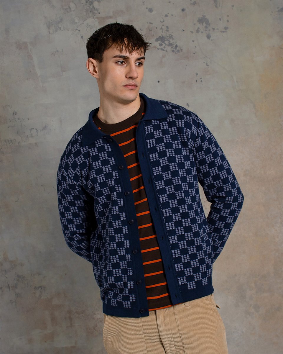 far___afield's tweet image. AW24 OOTD ft. the Criss-Cross Cardigan, Tres Stripe T-Shirt and Corduroy Coup Trouser. #farafield