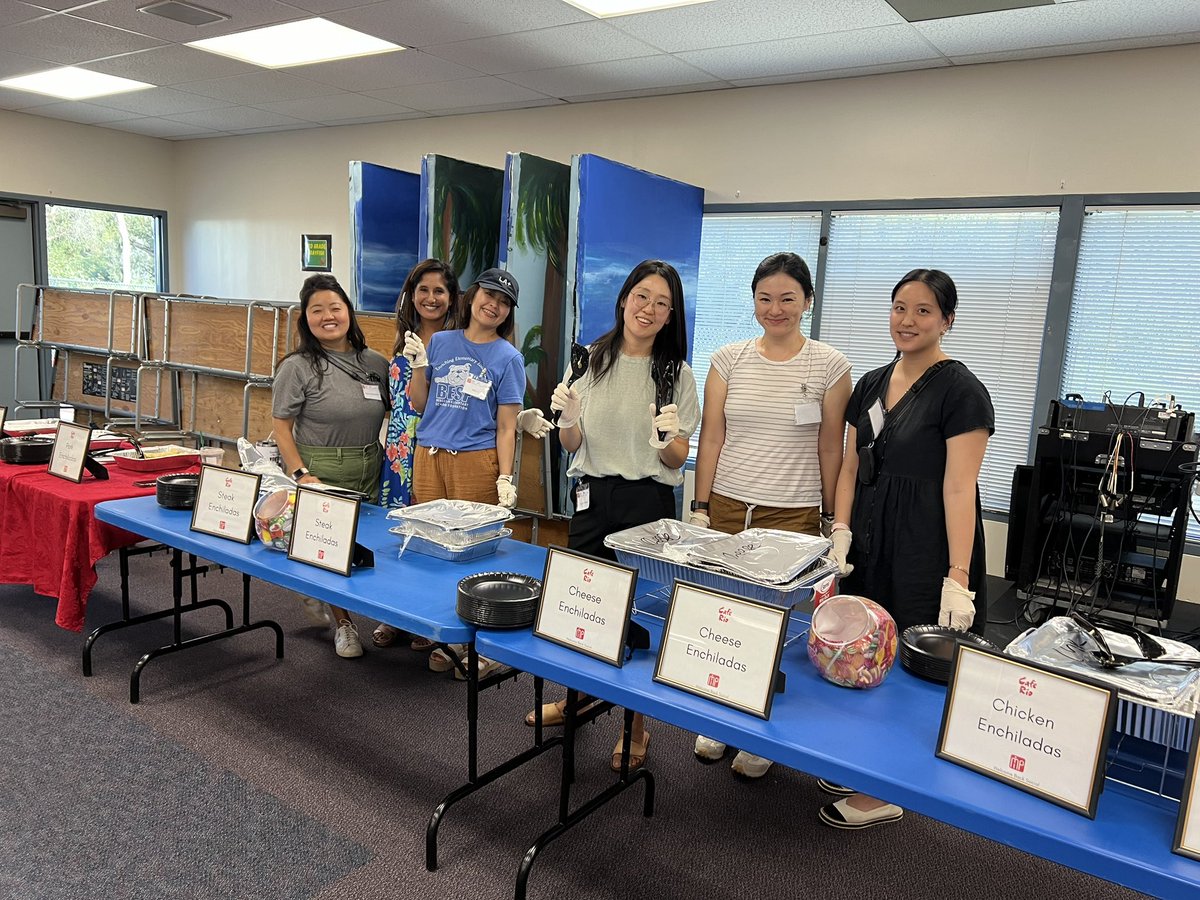 Our Back-to-School Social hosted by Friends of Mandarin Immersion Program (MIP) was a hit! Over 300 people attended (even amidst a heat wave) to enjoy each other’s company and share a meal with our Bergeson Family. Thank you to our volunteers!@BergesonES