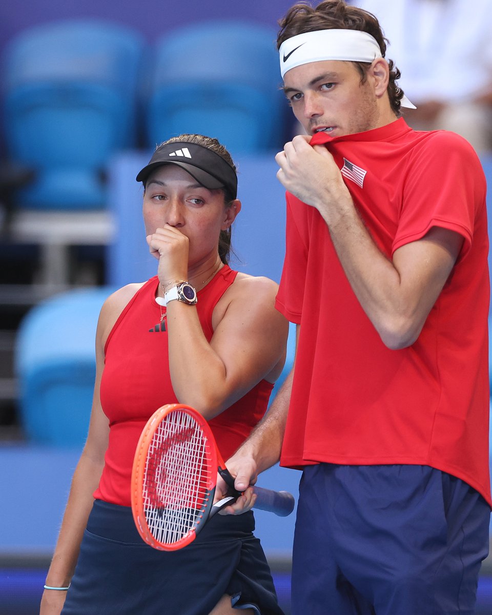 usopen's tweet image. Started the season together at @UnitedCupTennis
Now playing the final weekend of the US Open 🇺🇸
