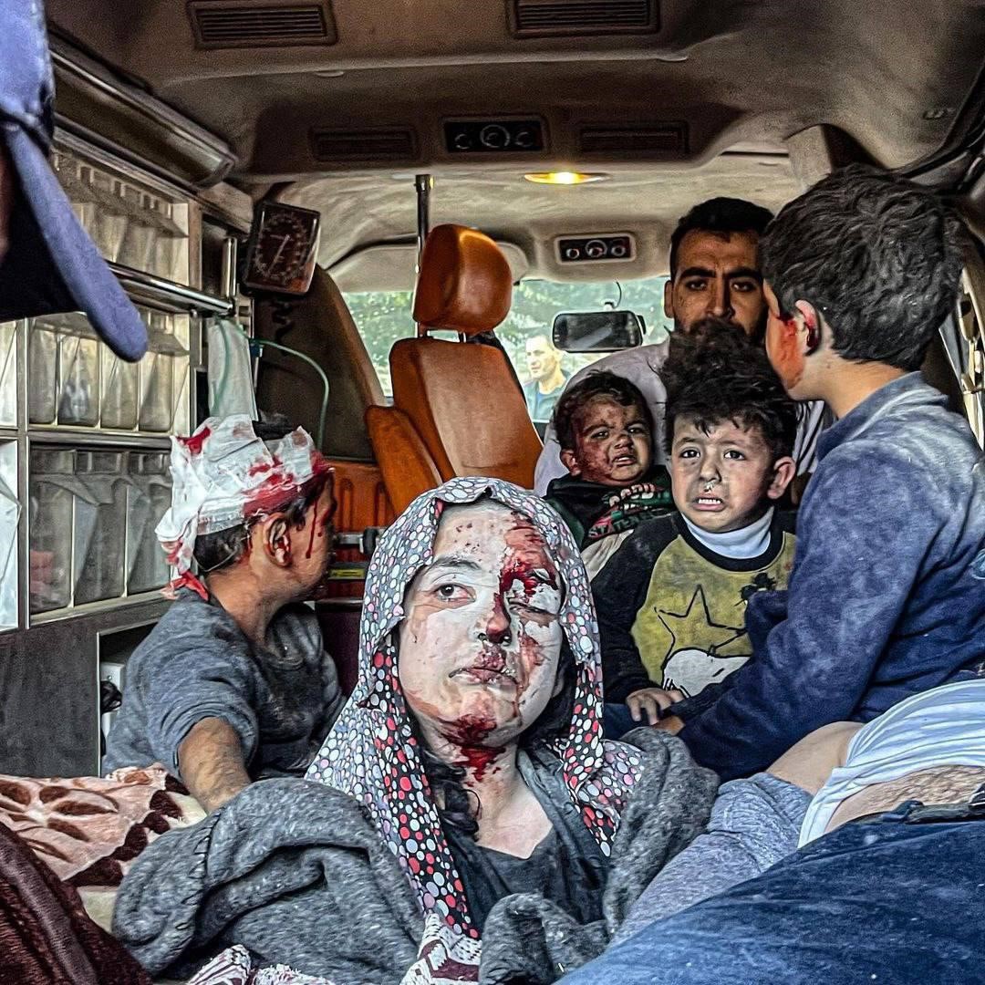 aboaosama's tweet photo. There is nothing left to say with these constant, heart-wrenching images. Human rights, children's rights, women's rights, and civilian rights have been slaughtered at the gates of Gaza. Four absolute rights have been buried under the feet of Zionism. Are these people terrorists? Have they violated international law? Why, for the sake of Netanyahu and his hateful party, do you provide your weapons to kill these innocents? Can you still talk about human rights after this?