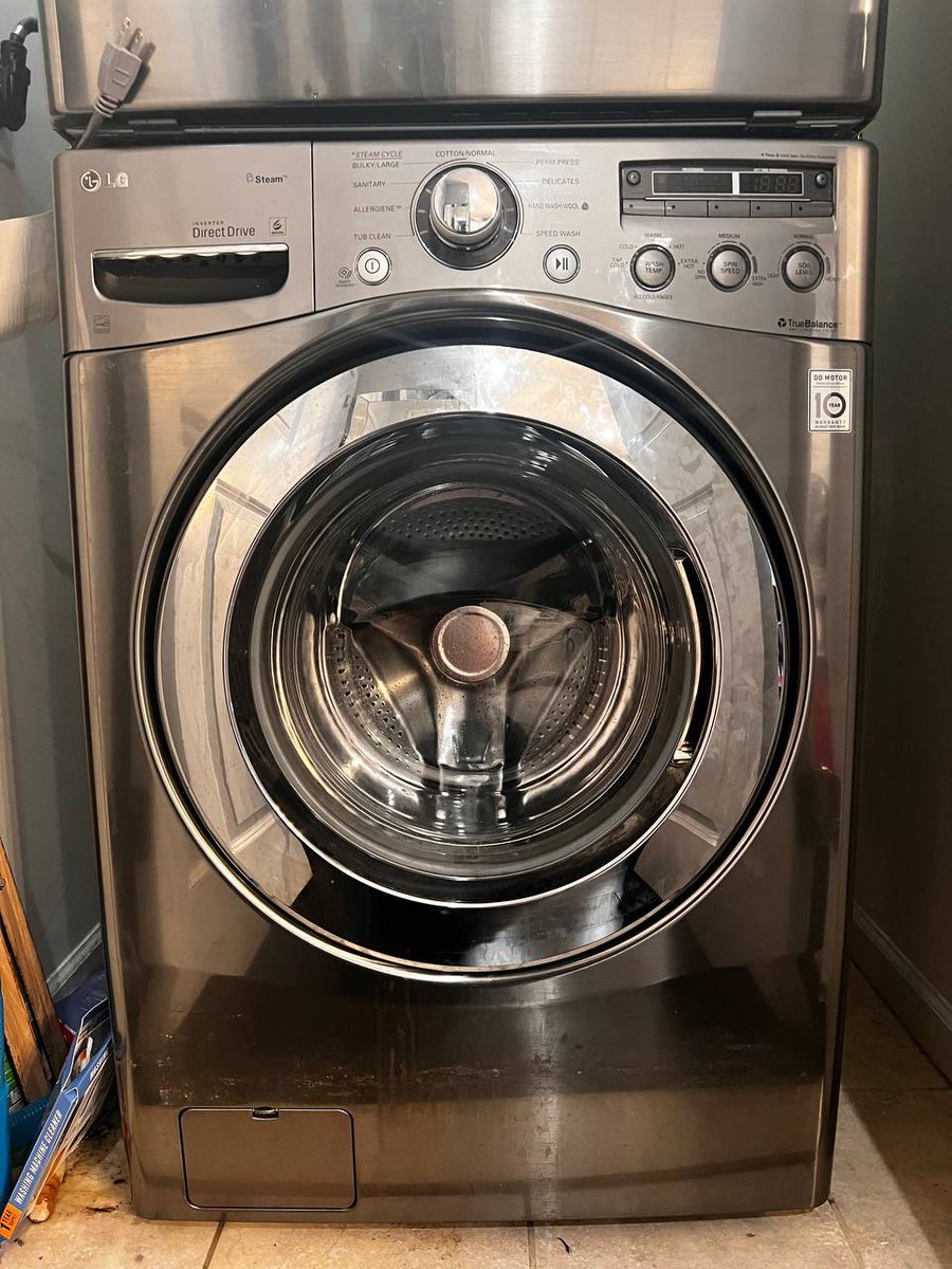 SengixTeam's tweet photo. Washer not spinning? @SENGIXTeam fixed a client’s LG washer in 2.5 hours—no expensive parts needed! 🙌 Got the LE error code? 
Try resetting, lightening the load, or checking for obstructions. 
Need help? Get $25 off your first service! #LGWasherRepair #ApplianceRepair #NYC https://t.co/XYfROpfhaU