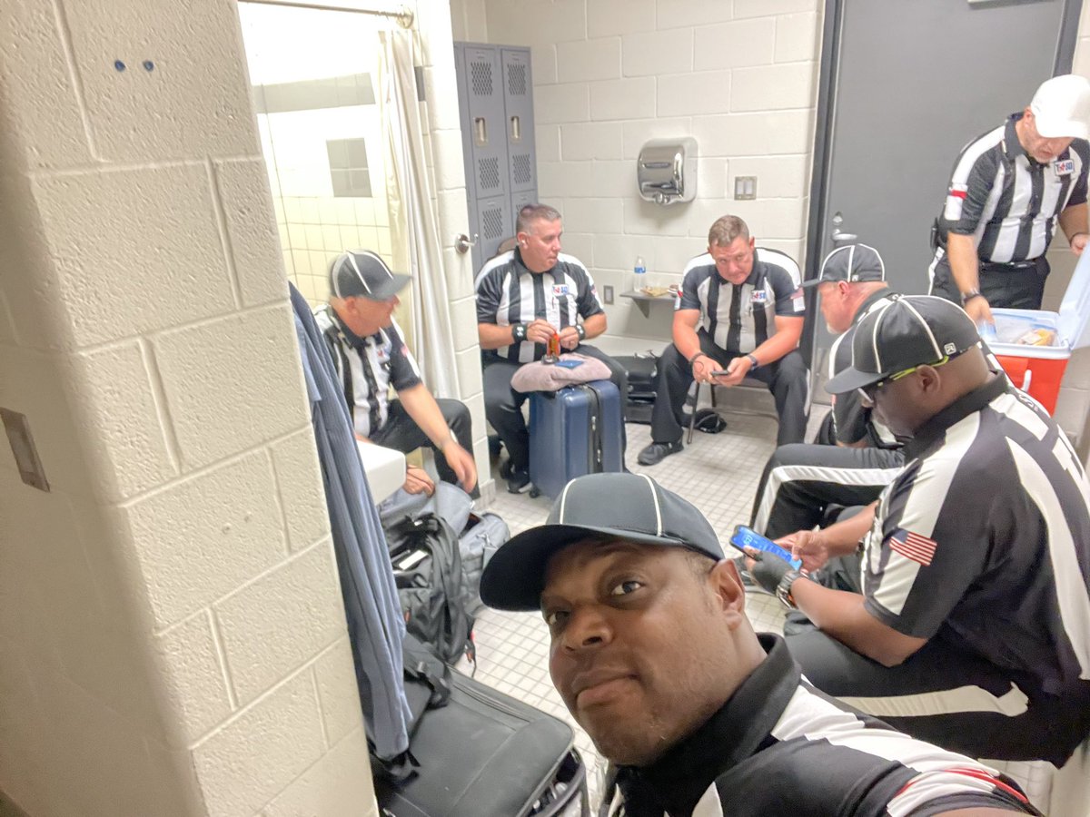 twilliamsTSU26's tweet photo. #kinfolk #7man https://t.co/mo1nZvyXfg