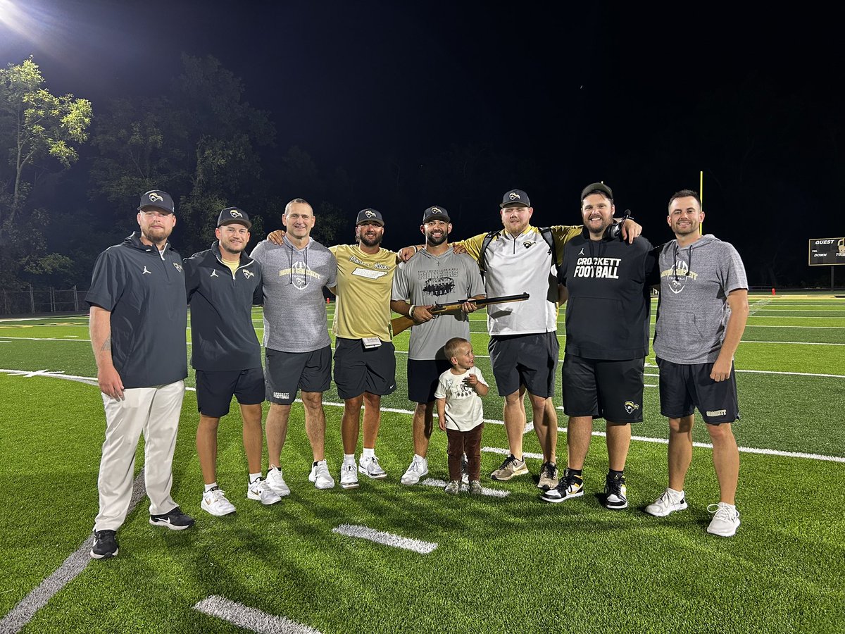 hunter_chandley's tweet photo. What a great group of dudes. This was fun. #musketbowl @jwhite7791 https://t.co/FrdvczgBE6
