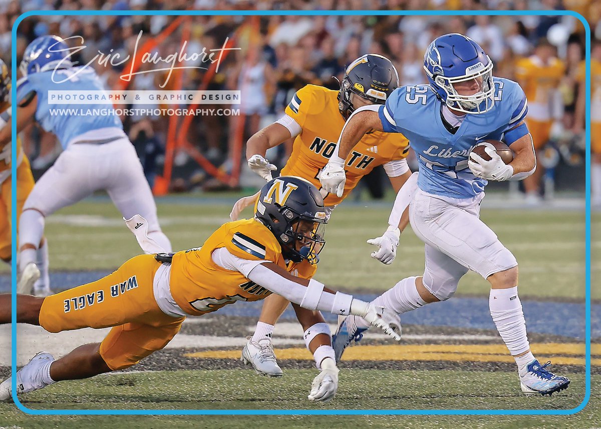 Liberty defeats #1 Liberty North in home opener 12-7! GO BLUE <a href="/JaysFootball/">Liberty Football</a> <a href="/LibertyQBClub/">LHSQBClub</a> <a href="/810varsity/">810 Varsity</a> @KcPrepReport <a href="/HelmetMissouri/">Missouri Helmet Project</a> <a href="/LHSBlueJays/">Liberty HS Athletics</a>