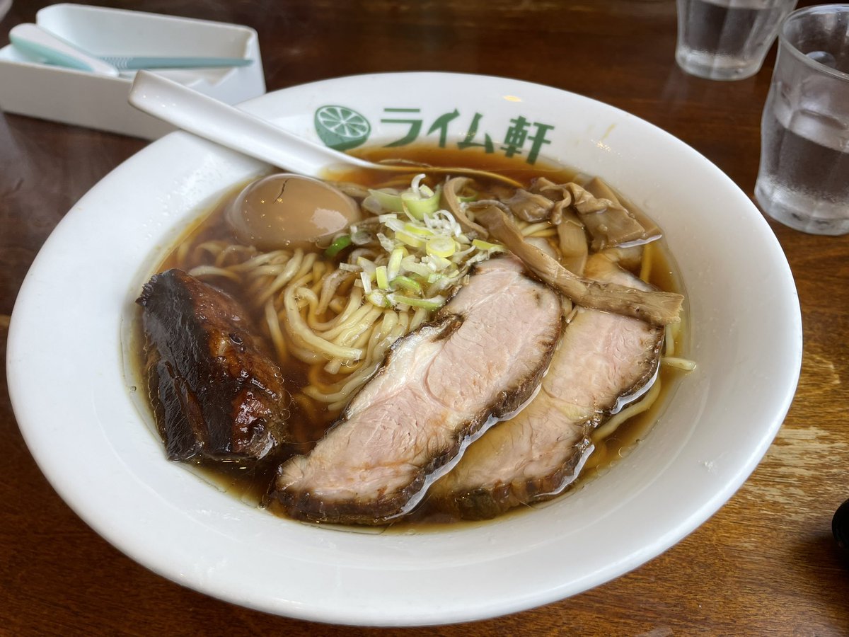 iyaaaa07311's tweet photo. 今日はお昼を食べにライム軒へ🤤 https://t.co/h9YXgV1M8G