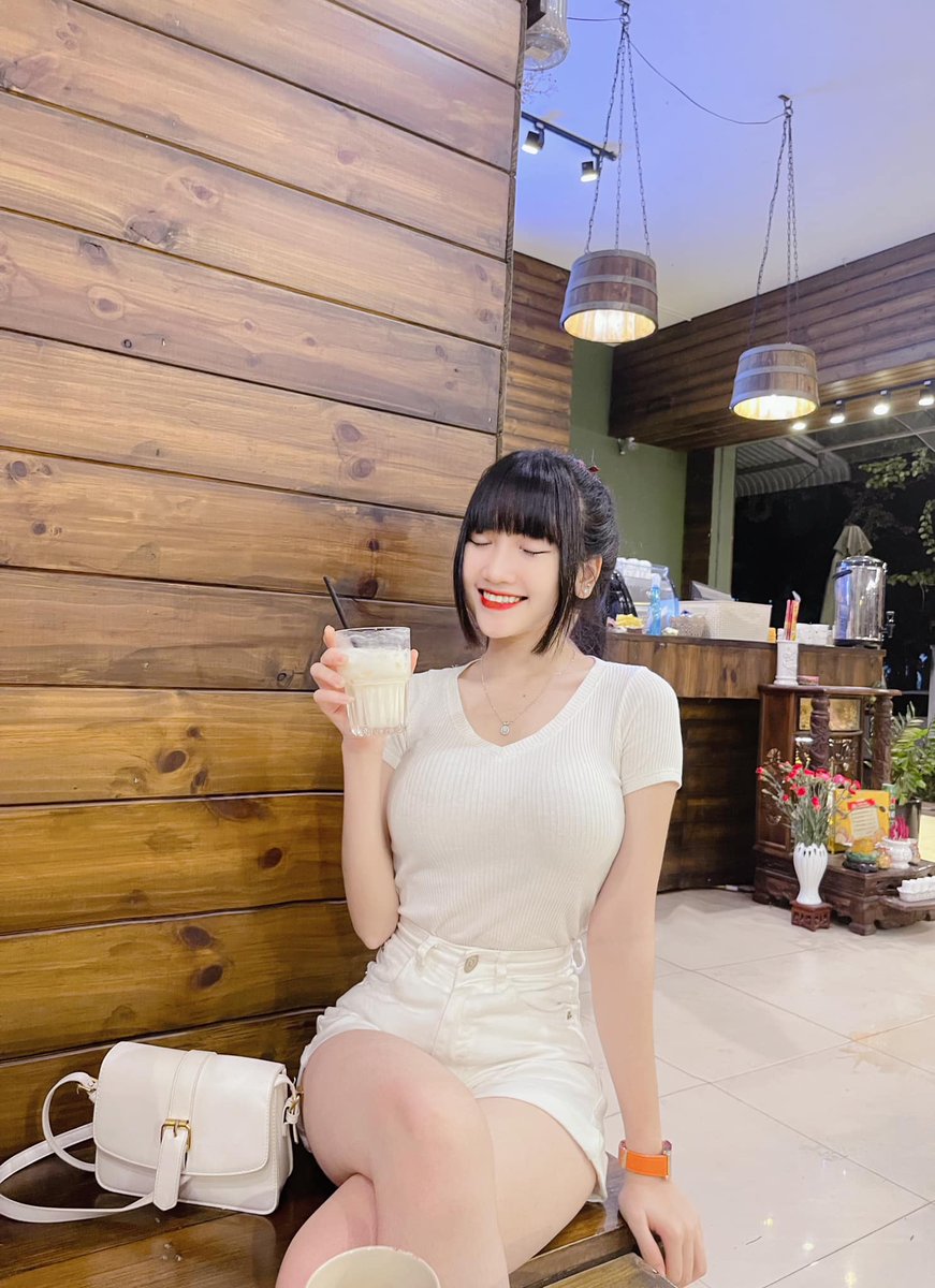 Chi Leventhal The author's expertise is evident throughout. The article is a goldmine of information.Chi Leventhal