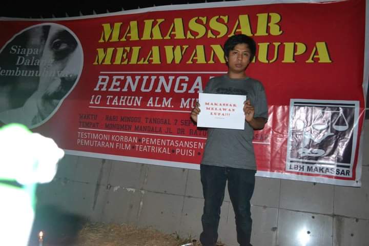 Lakuttukoe's tweet photo. #muniradalahkita
#menolaklupa
#makassarmelawanlupa
#septemberkelabu https://t.co/TJ9pjNv8A9