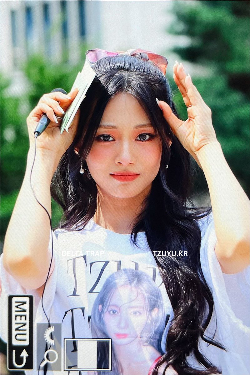 delta_trap's tweet photo. 240907 쯔이가 왜이리 얼짱 
#쯔위 #트와이스 #TWICE #TZUYU https://t.co/nwv0OvvVDU