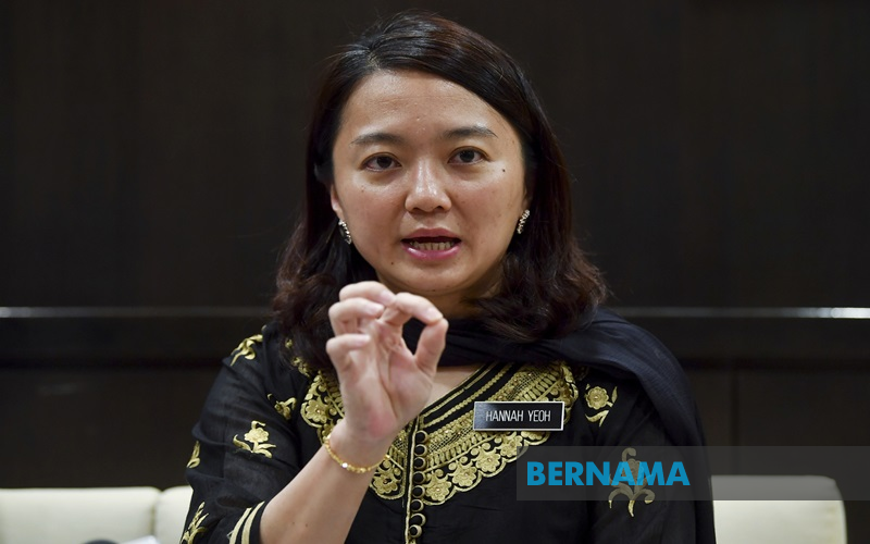 bitcoinmalaya's tweet photo. Imagine if all of them are still in the opposition and how would they fight Fahmi aggressively. https://t.co/sJpMGJe9EQ